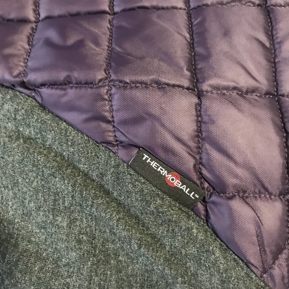 The North Face Endeavor ThermoBall Jacket - Picture 8 of 8